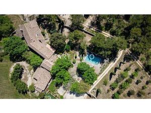 Propriété En Pierre À Vendre Proche De Gordes