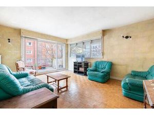 Appartement de 3 pièces de 67 m² situé à Paris