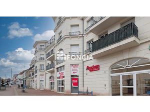 SAINT FARGEAU-PONTHIERRY Appartement 2 pièces avec place de parking