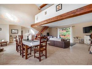 Maison de 5 pièces de 180 m² à La Motte