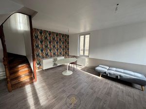 ANGOULEME : APPARTEMENT EN DUPLEX + LOACAL COMMERCIAL