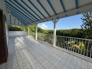 BEL APPARTEMENT T2 PERINET GOSIER