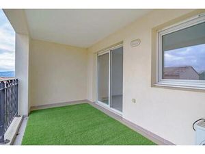 Appartement de 2 pièces de 40 m² à Mallemort