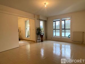 Appartement T2 Villiers-le-Bâcle à louer