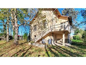 Maison dans Carbonne avec terrain divisible de 3422 m2