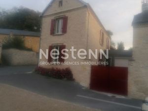 MAISON T6 RENOVEE ET MODERNE AVEC COUR ET CAVE - PEVY