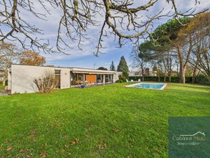 RARE Maison d'architecte de 205m2 habitables sur parc de 227