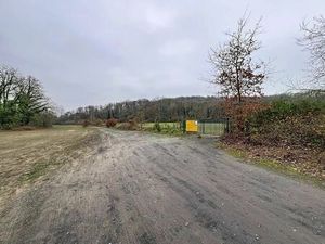 Vente terrain 16645 m² Festieux (02840)