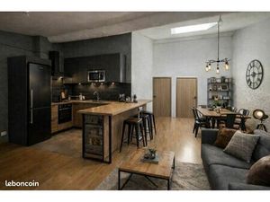 T3 70m2 rénové et meublé en hypercentre