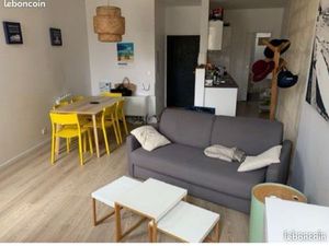 2 pièces meublé Place de la Victoire