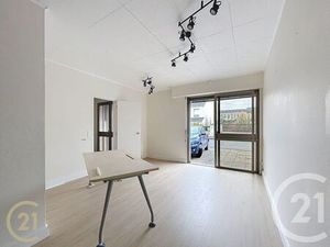 Appartement Local à louer - 2 pièces - 55 m2 - Champagne Sur Seine - 77 - ILE-DE-FRANCE