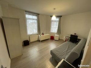 T1 30m2 meublé à proximité immédiate du Grand Boulevard et du tramway