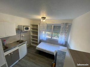 Petit studio rénové proche CHU/Vatel/IUT