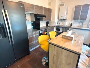 Beau T3 non meublé + garage Bron