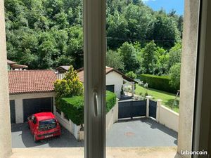 Appartement à louer dans un quartier résidentiel