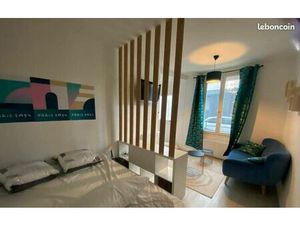 Studio 22 m² meublé  refait à neuf