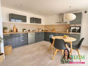 Appartement duplex T3 de 95m² récent  faibles charges  grande terrasse  en centre ville