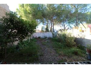 Maison de village avec jardin dans un village tous commerces