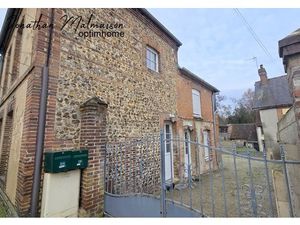 GROS POTENTIEL – Ensemble immobilier – Centre-ville de L’Aigle