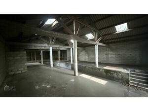 Entrepôt / local industriel - 300 m² - SAINT-RENAN centre ville