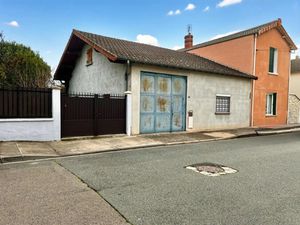 Local professionnel à vendre ROANNE 4 pièce(s) 180m2 129 000€
