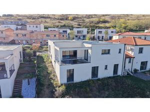 Maison Les Martres De Veyre 5 pièce(s) 167 m2