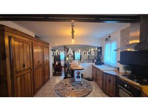 MAISON EN PIERRE RÉNOVÉE A ALENCON – PROCHE N12 & VOIE VERTE