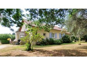 Maison sur 5000m² de parc