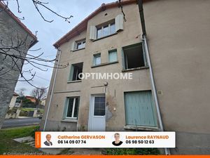 Maison de village -4 chambres- LA ROCHE BLANCHE (63670)