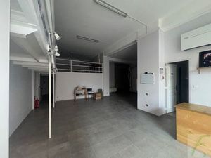 Location commerce 123 m² à Aix-les-Bains (73100)
