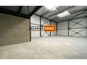 Local d'activités de 305m²