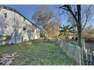 En quête d'une habitation originale et pleine de charmes ?