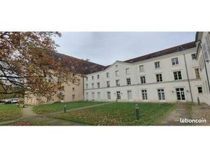 Appartement 2 pièces 61 m²