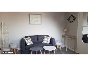 Plein centre  petit 2 pièces meublé