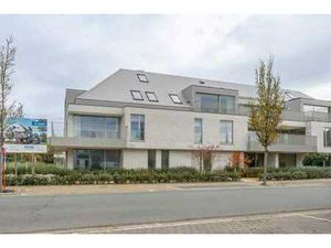 Appartement de 2 chambres situé au centre avec grenier dans