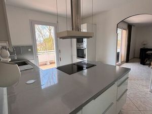 A louer grand appartement T4 meublé  calme et lumineux