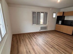 Maison à louer avec jardin et garage