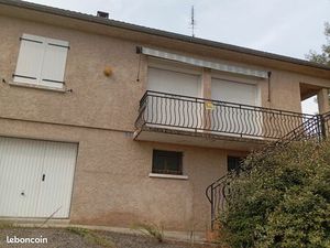 Maison individuelle  4 chambres  sous-sol  jardin