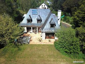 Propriété 8 pièces 208 m²