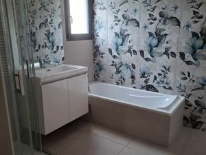 Location villa neuve