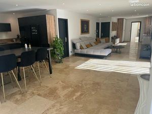 Belle villa avec piscine proche centre ville