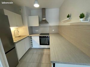 T2 Meuble Jardinet Parking Couvert Chevigny St Sauveur