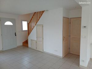 Maison à louer à Loivre