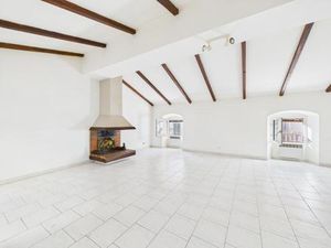 F1 A VENDRE AU 64 RUE FESCH A AJACCIO