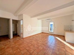 T2 avec terrasse - BEAUCAIRE