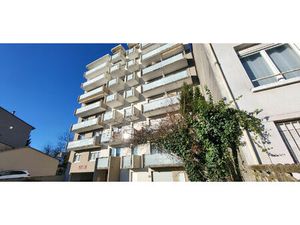 Appartement Bordeaux T3 TRAVERSANT DE 72 m² AVEC PARKING & CAVE