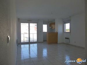 APPARTEMENT T2 AVEC PARKING ET PISCINE EN RESIDENCE