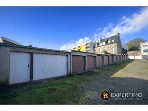 À VENDRE Lot de 6 garages loués Quartier Saint-Marc  Bre