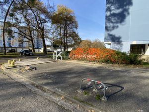 PLACE DE PARKING ACCÈS DIRECT TRAMWAY ET AÉROPORT