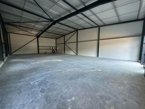 13800 ISTRES - Local commercial 240 m²